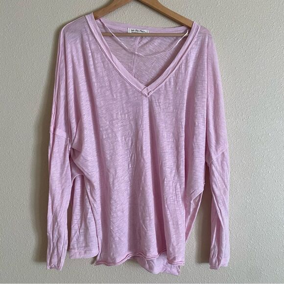 Free People On My Mind V-Neck Shirt in Flower Trail (Pink) - Picture 2 of 5